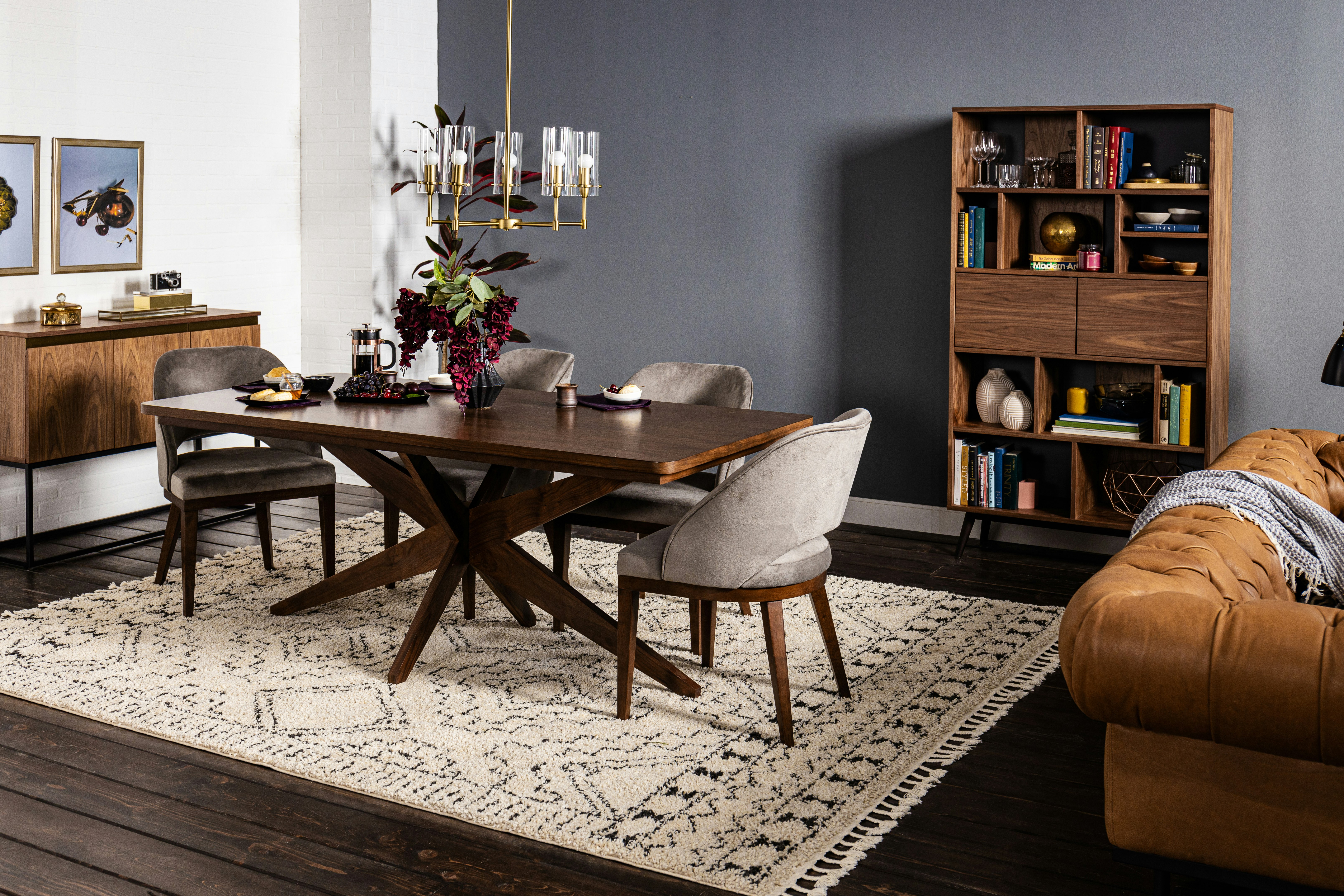 End Summer Dining Room