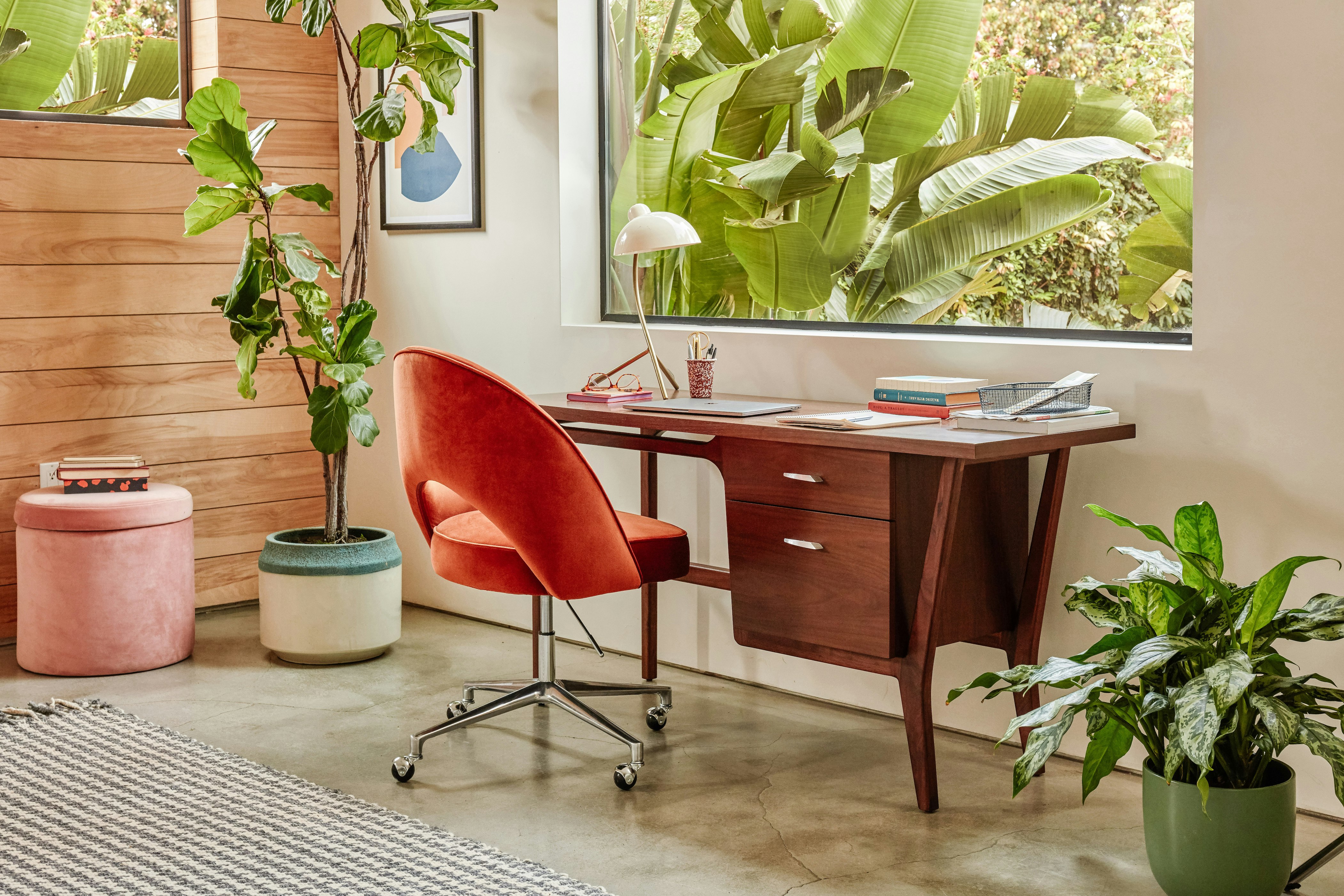 Auden apartment desk 11192021 full