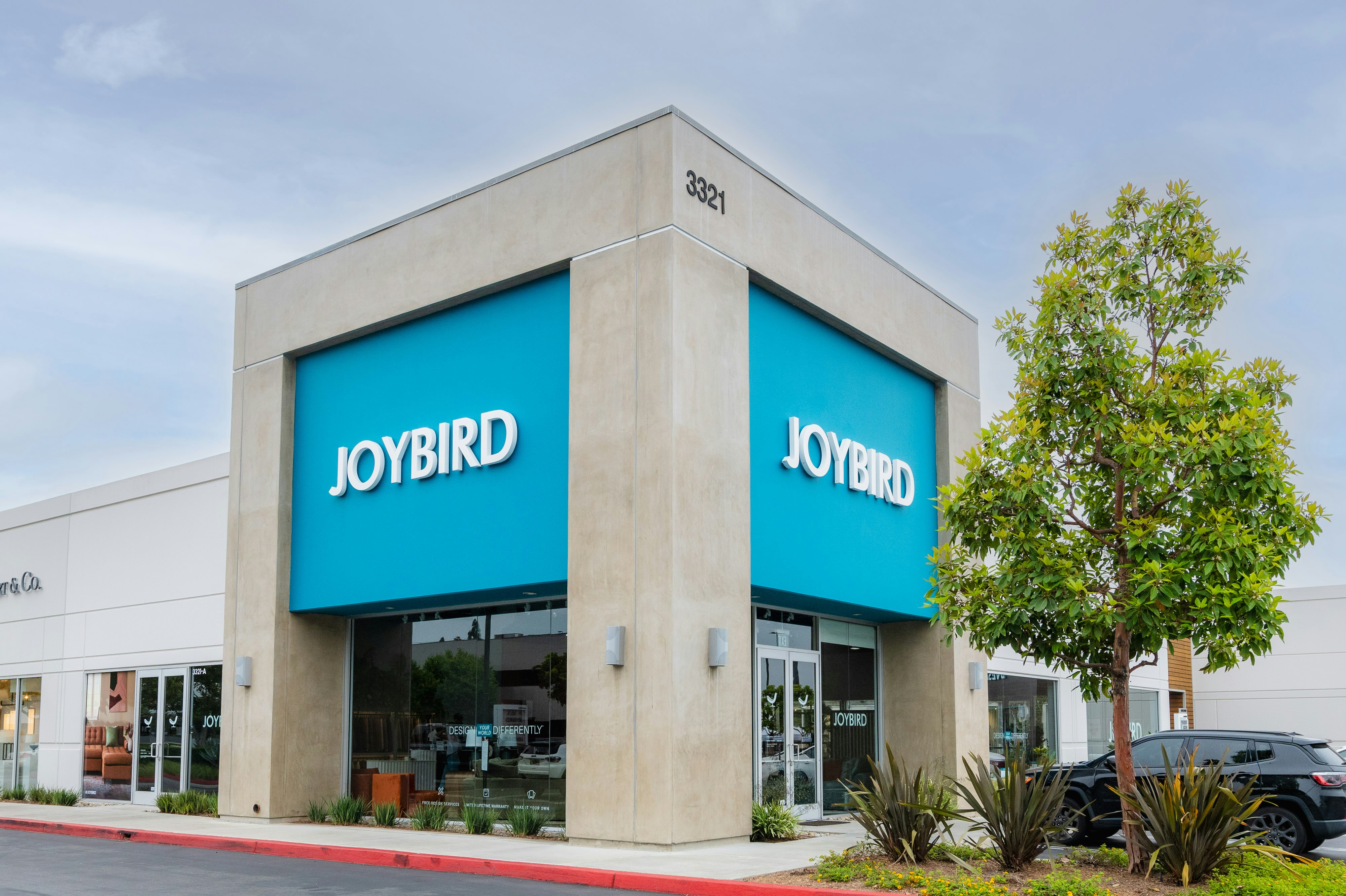 JOYBIRD COSTA MESA 1762210714526